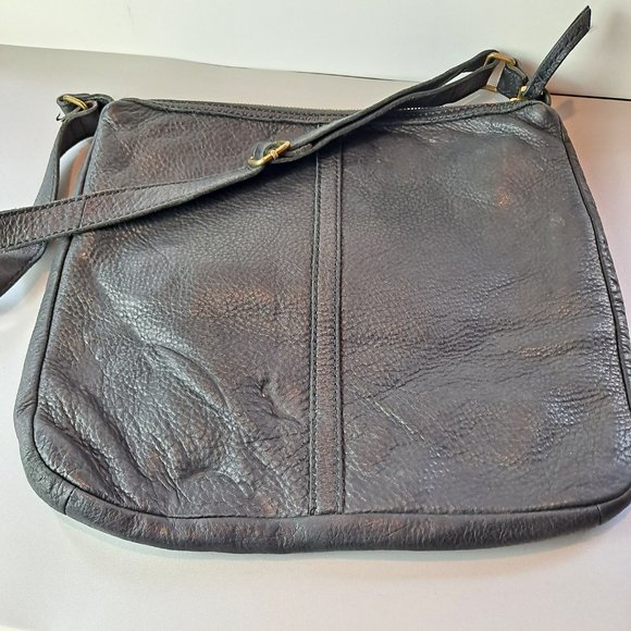 Fossil Black Pebbled Leather Crossbody Bag - Picture 3 of 11